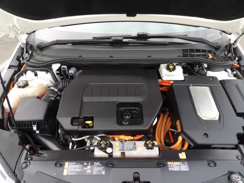 Used 2012 Chevrolet Volt Premium w/ Premium Trim Package FWD image 13