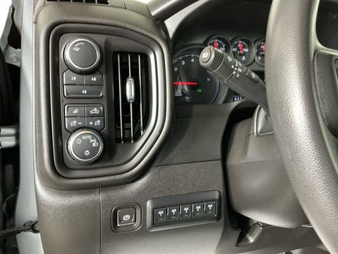 Used 2024 Chevrolet Silverado 2500 Custom w/ Custom Value Package image 14