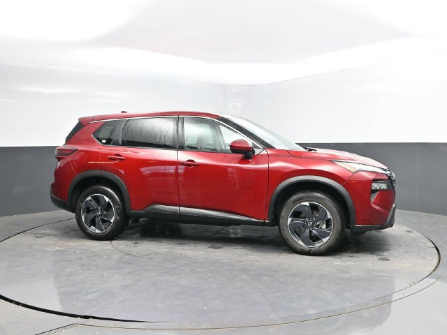 Used 2025 Nissan Rogue SV AWD/4WD image 4