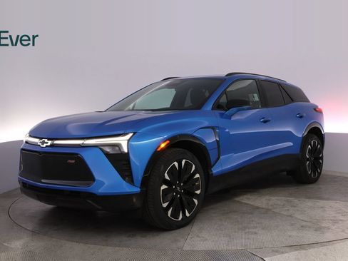 Used 2024 Chevrolet Blazer EV RS AWD/4WD image 2
