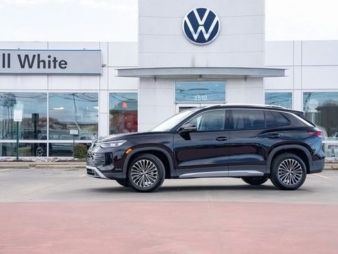 New 2026 Volkswagen Tiguan S image 1