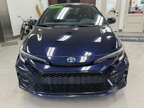 Used 2025 Toyota Corolla SE image 31