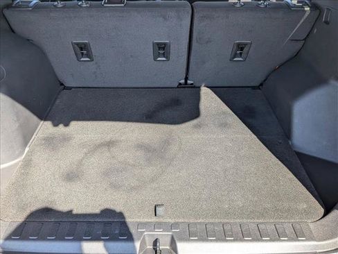 Used 2023 Chevrolet Equinox LT FWD image 6