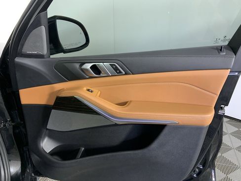 Used 2019 BMW X5 xDrive40i w/ Convenience Package image 25