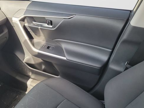 Used 2023 Toyota RAV4 XLE w/ Convenience Package FWD image 24