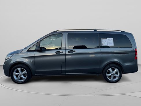 Certified 2023 Mercedes-Benz Metris Passenger image 2