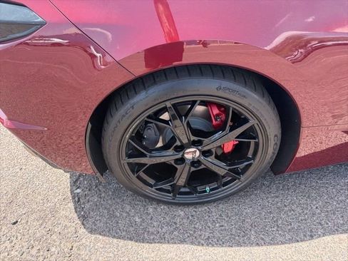 Used 2020 Chevrolet Corvette Stingray Preferred Cpe w/ 2LT Preferred Equipment Group RWD image 17