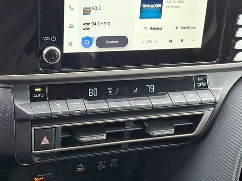 Certified 2025 Toyota Camry SE image 15