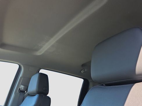 Used 2023 Chevrolet Silverado 1500 LTZ AWD/4WD image 8