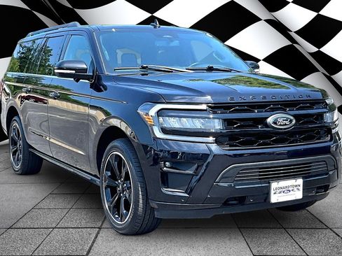 Certified 2023 Ford Expedition Max Limited AWD/4WD image 10