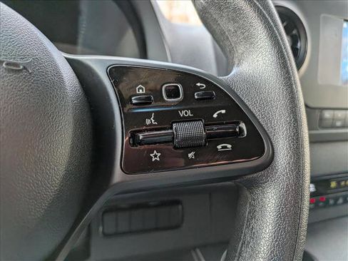 Used 2024 Mercedes-Benz Sprinter 2500 image 31