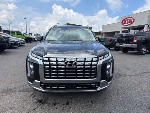 Used 2024 Hyundai Palisade Calligraphy AWD/4WD image 2