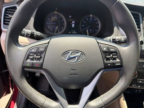 Used 2016 Hyundai Tucson Limited w/ Option Group 03 FWD image 21