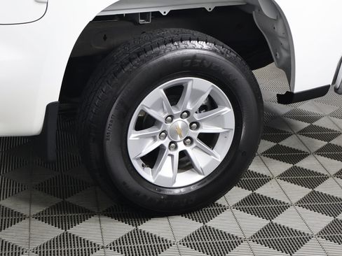 Used 2025 Chevrolet Silverado 1500 LT image 51