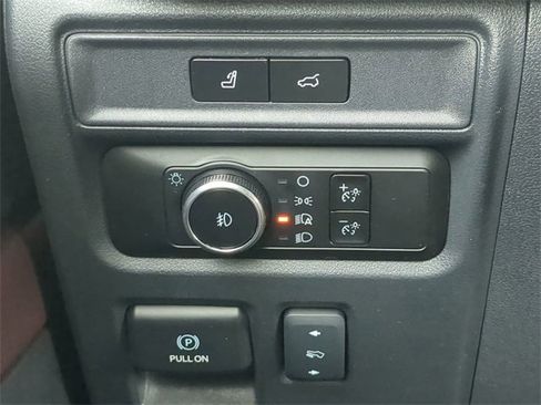 Used 2024 Ford Expedition Max Limited image 31