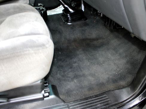 Used 2003 GMC Sierra 3500 2WD image 15