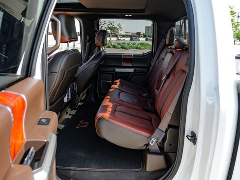 Used 2020 Ford F150 King Ranch w/ Equipment Group 601A Luxury AWD/4WD image 43
