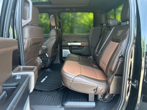Used 2025 Ford F150 King Ranch w/ FX4 Off-Road Package AWD/4WD image 12