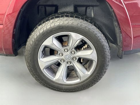 Used 2019 RAM 1500 Limited AWD/4WD image 32
