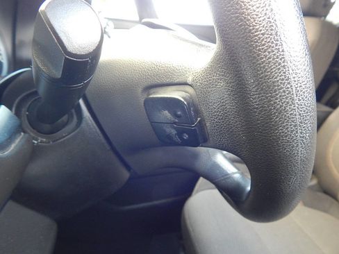 Used 2020 Chevrolet Traverse LS image 23