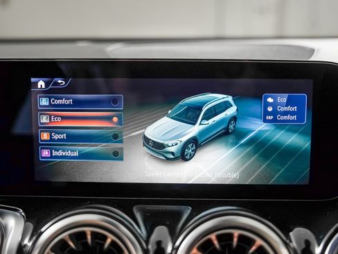 Certified 2024 Mercedes-Benz EQB 250+ image 17