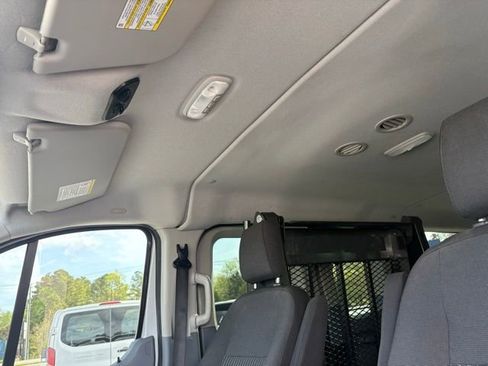 Used 2018 Ford Transit 350 XLT RWD image 18