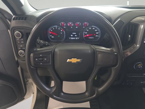 Used 2021 Chevrolet Silverado 1500 Custom AWD/4WD image 14