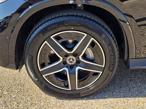 New 2026 Mercedes-Benz GLC 300 4MATIC image 11