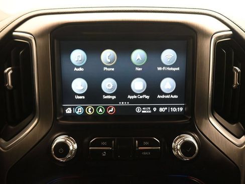 Used 2023 GMC Sierra 2500 Denali w/ Denali Black Diamond Edition AWD/4WD image 18
