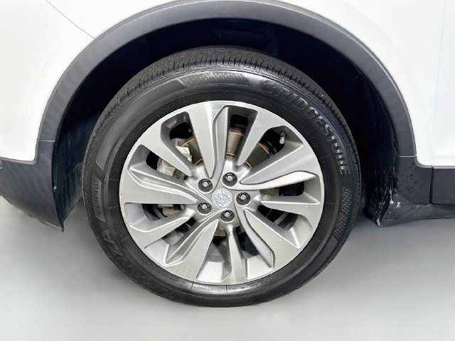 Used 2020 Buick Encore Preferred FWD image 37