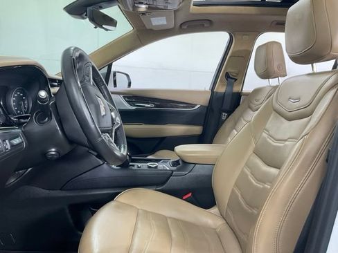 Used 2025 Cadillac XT6 Premium Luxury w/ Platinum Package AWD/4WD image 23