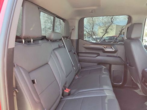 Used 2024 Chevrolet Silverado 1500 LT Trail Boss w/ Convenience Package II image 9