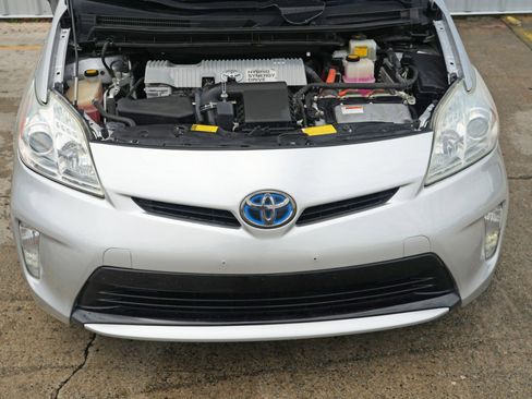 Used 2012 Toyota Prius Three image 7
