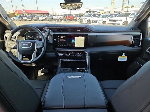 New 2026 GMC Sierra 3500 Denali w/ Denali Reserve Package image 11