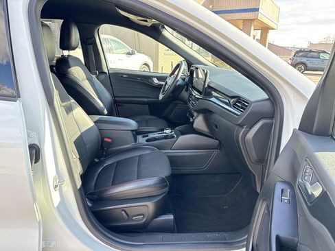 Certified 2023 Ford Escape ST-Line Elite image 28