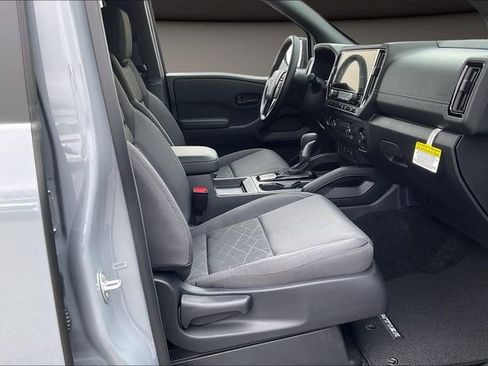 New 2026 Nissan Frontier SV AWD/4WD image 11
