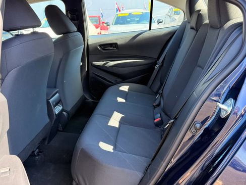 Used 2025 Toyota Corolla LE image 13