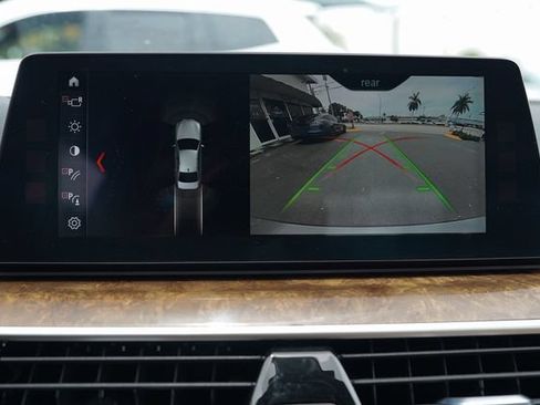 Used 2017 BMW 530i xDrive AWD/4WD image 35