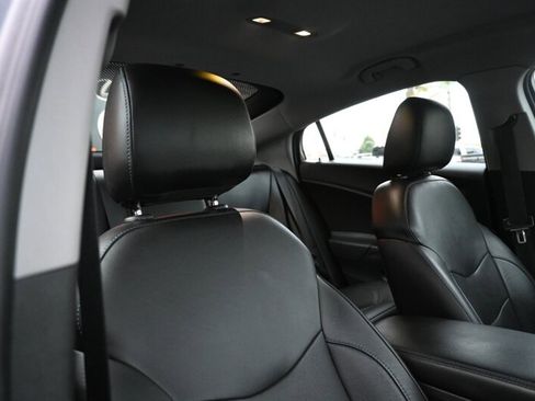 Used 2018 Chevrolet Volt LT w/ Comfort Package image 62