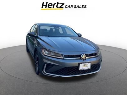 Used 2025 Volkswagen Jetta SE