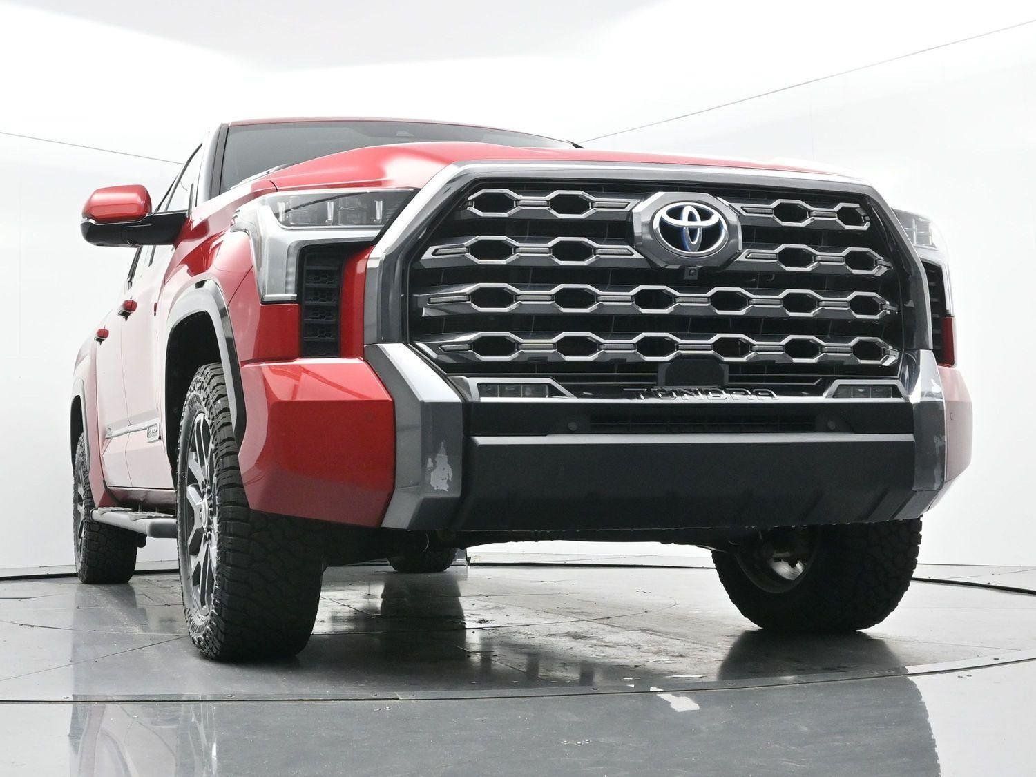 Used 2024 Toyota Tundra Platinum AWD/4WD image 45