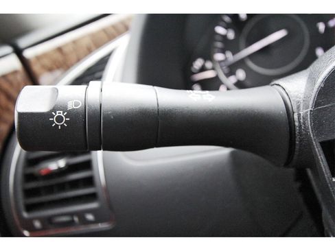 Used 2020 Nissan Armada SV w/ Driver Package image 17