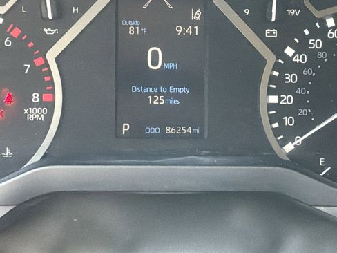 Used 2023 Toyota Tundra SR5 w/ SR5 Convenience Package image 22