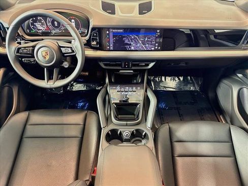 New 2026 Porsche Cayenne AWD/4WD image 21
