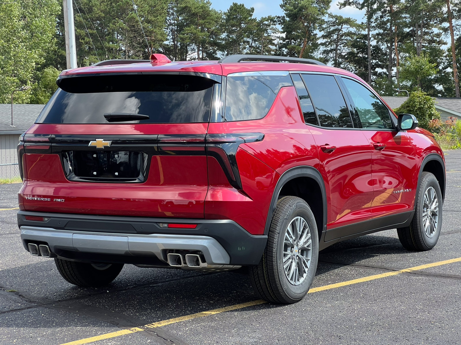 New 2027 Chevrolet Traverse LT AWD/4WD image 8