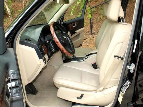 Used 2012 Mercedes-Benz GLK 350 2WD image 11