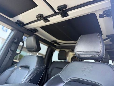 Certified 2025 Ford Bronco Badlands AWD/4WD image 18