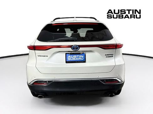 Used 2022 Toyota Venza Limited AWD/4WD image 6