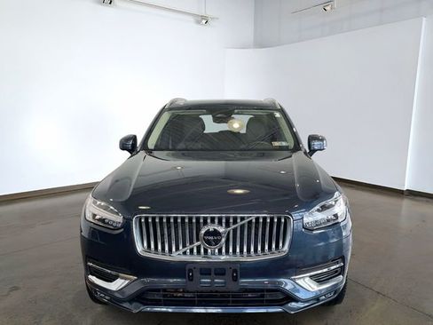 Used 2023 Volvo XC90 B6 Plus w/ Protection Package Premier AWD/4WD image 2