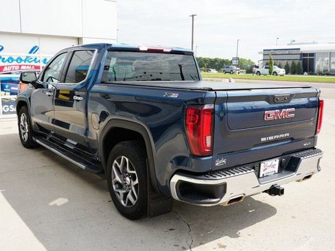 Used 2022 GMC Sierra 1500 SLT w/ X31 Off-Road Package image 39